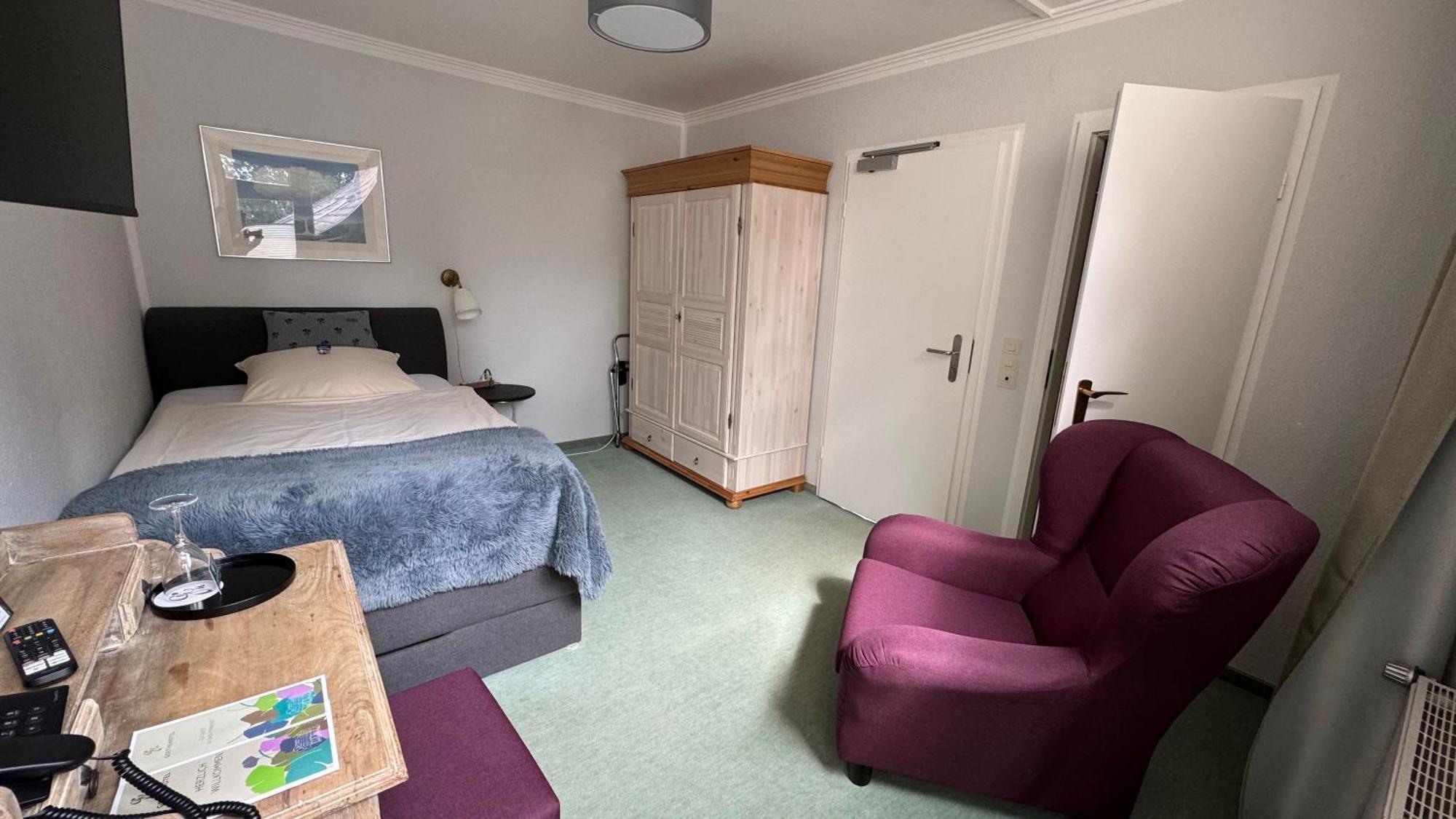Goethe Hotel Bad Pyrmont Ruang foto