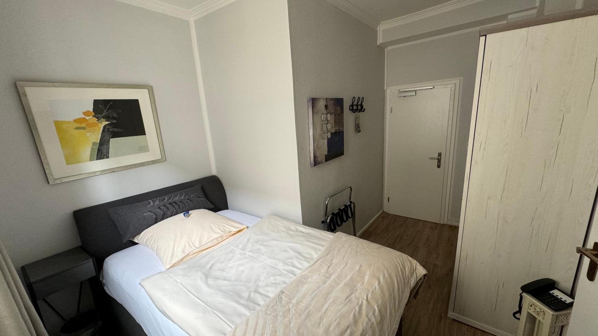 Goethe Hotel Bad Pyrmont Ruang foto