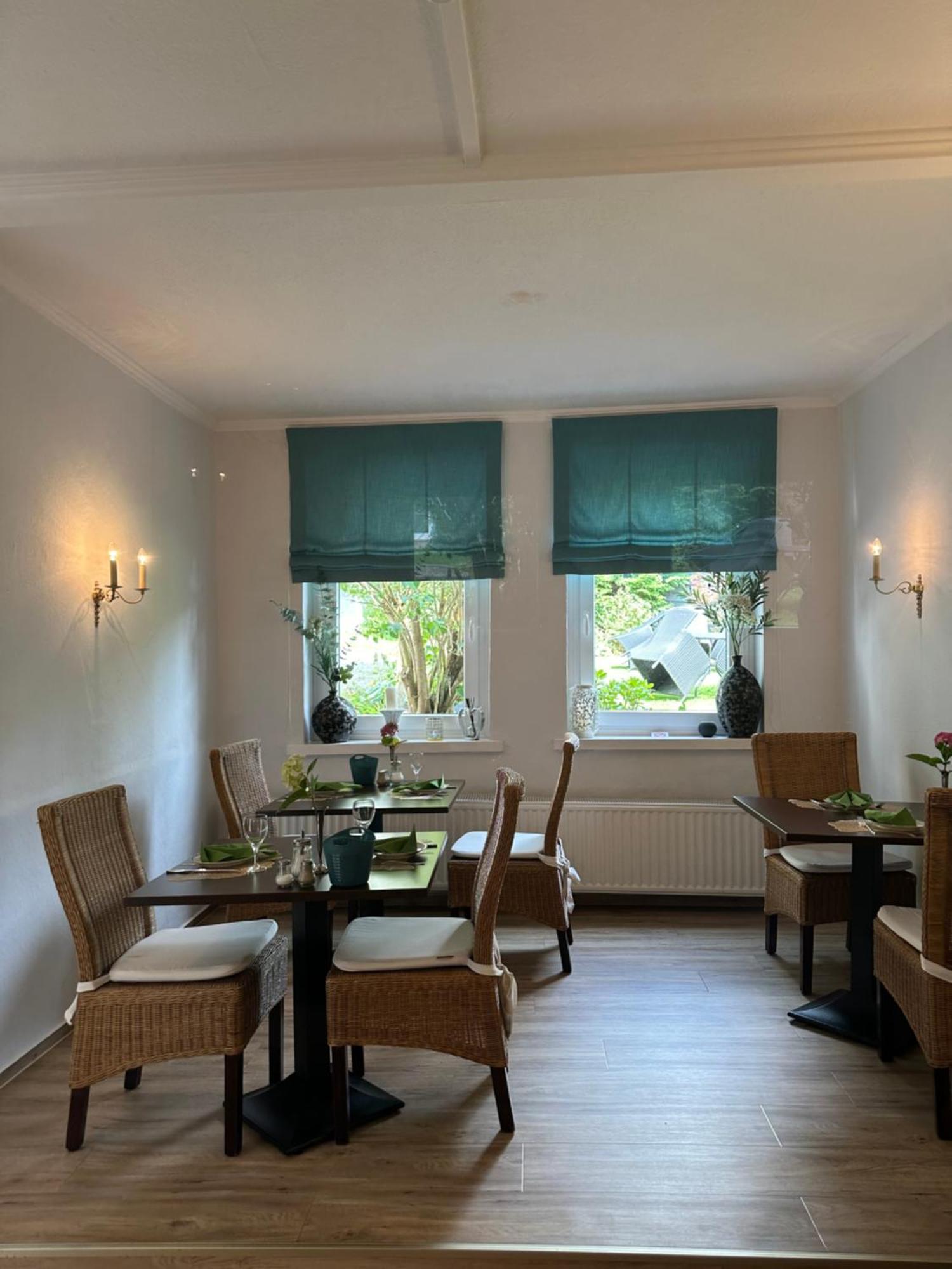 Goethe Hotel Bad Pyrmont Bagian luar foto