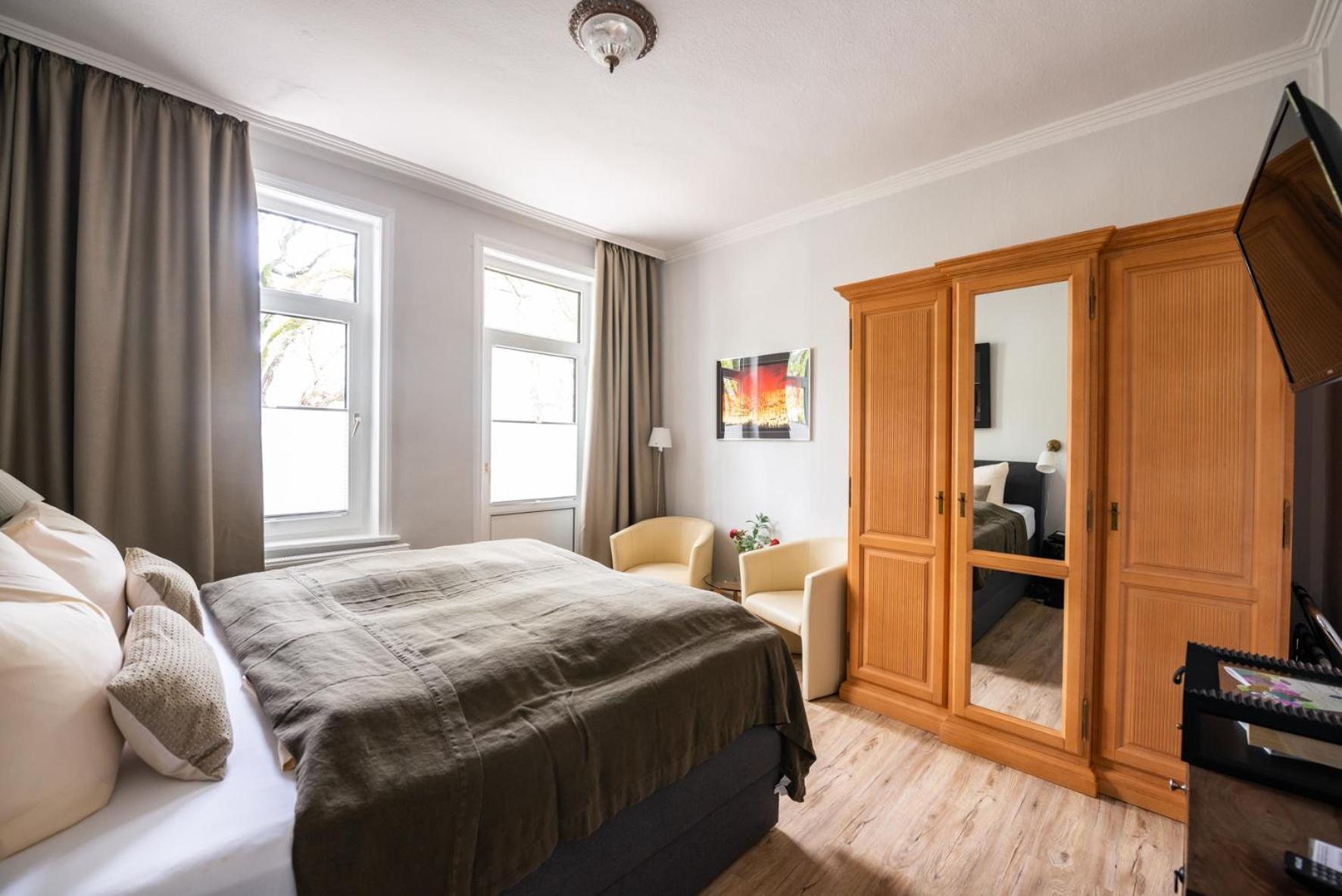 Goethe Hotel Bad Pyrmont Ruang foto