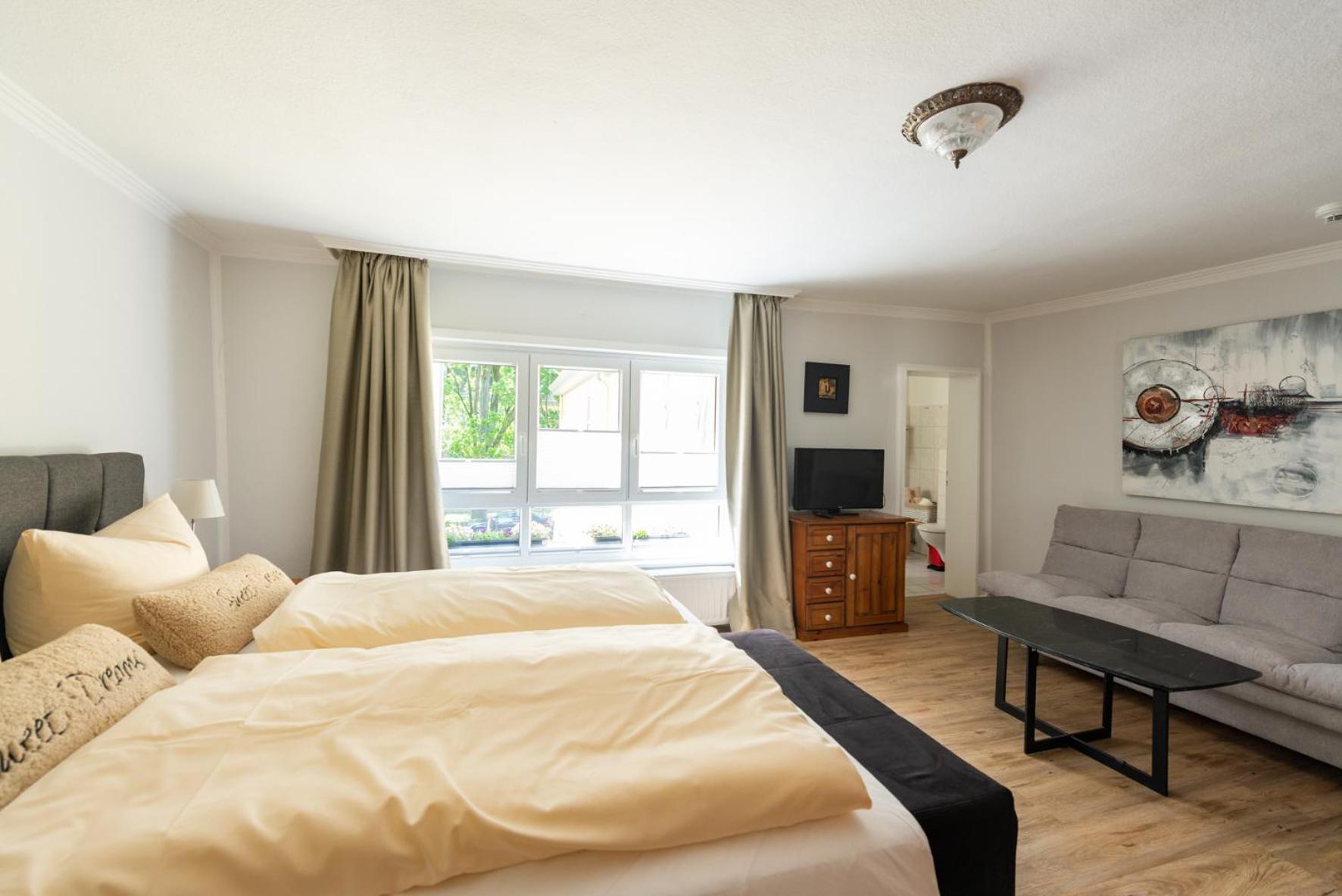 Goethe Hotel Bad Pyrmont Ruang foto